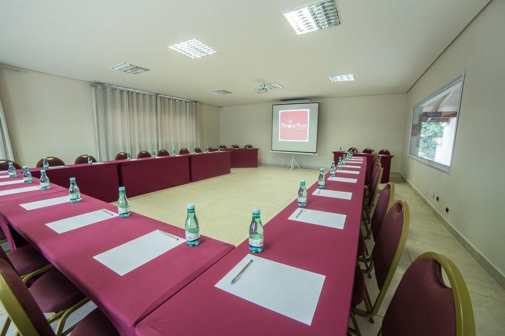 Amora Hotel Маресиас Экстерьер фото